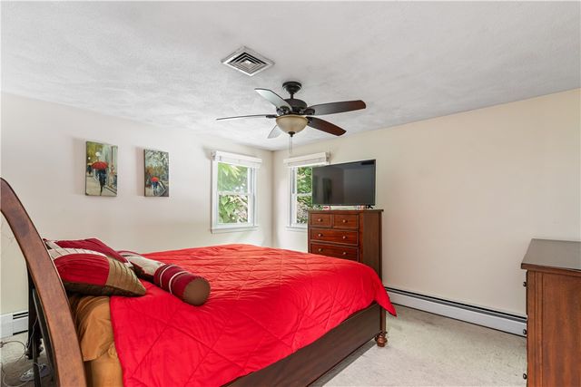 8 Palmer Street, Smithfield, RI 02828