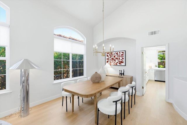18922 Congress Junction Court, Saratoga, CA 95070