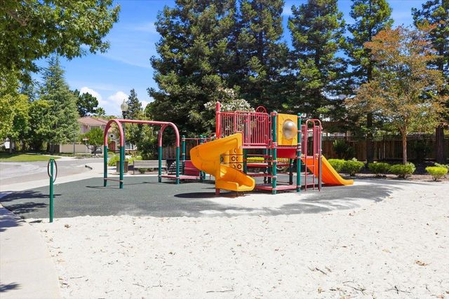 18922 Congress Junction Court, Saratoga, CA 95070