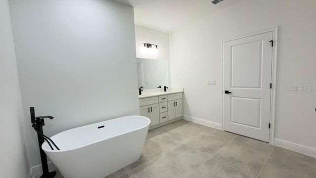 14905 SW 24TH CIRCLE, Ocala, FL 34473
