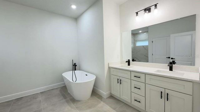 14905 SW 24TH CIRCLE, Ocala, FL 34473