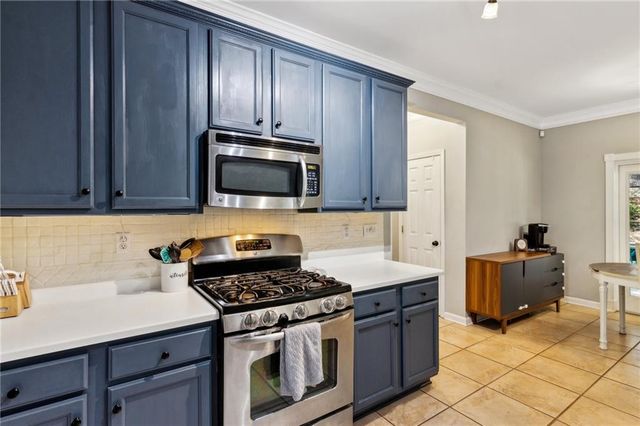 2267 Howell Farms Trail, Acworth, GA 30101