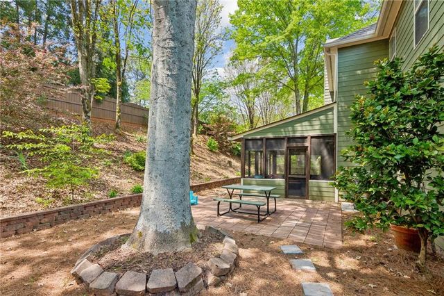 2267 Howell Farms Trail, Acworth, GA 30101