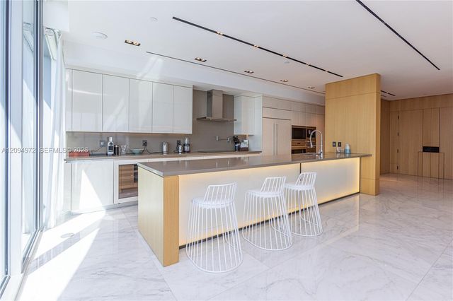 17475 Collins Avenue 1602, Sunny Isles Beach, FL 33160