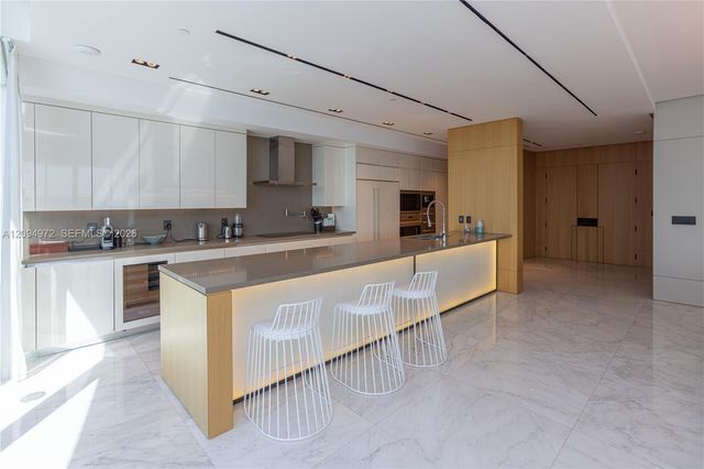17475 Collins Avenue 1602, Sunny Isles Beach, FL 33160