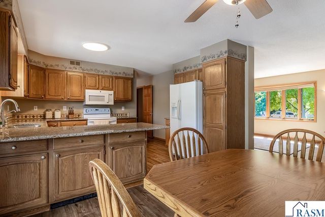 109 Creative Court, Mankato, MN 56001