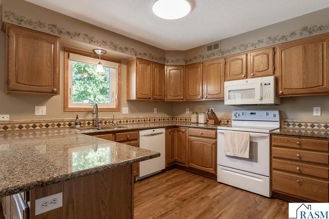 109 Creative Court, Mankato, MN 56001