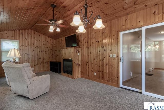 109 Creative Court, Mankato, MN 56001