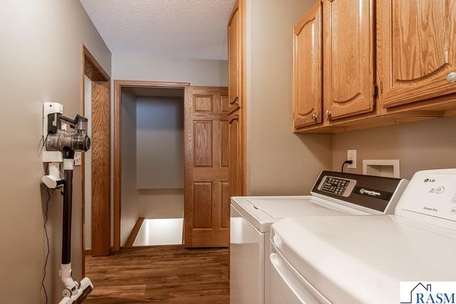 109 Creative Court, Mankato, MN 56001