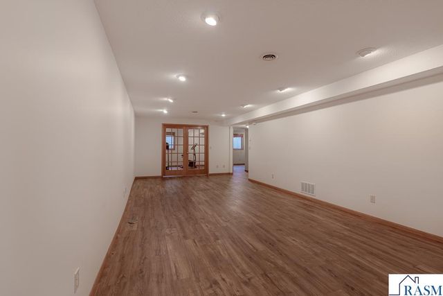 109 Creative Court, Mankato, MN 56001