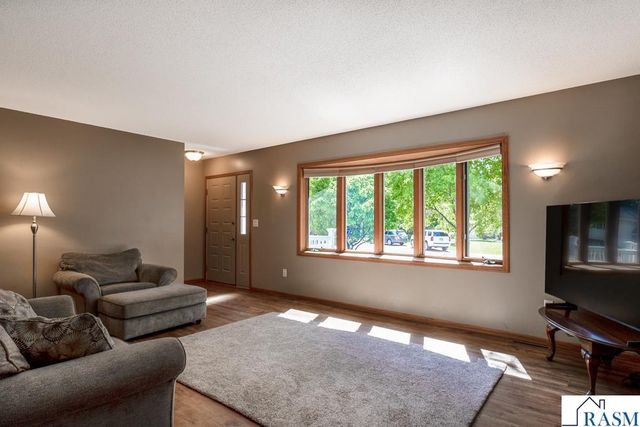 109 Creative Court, Mankato, MN 56001