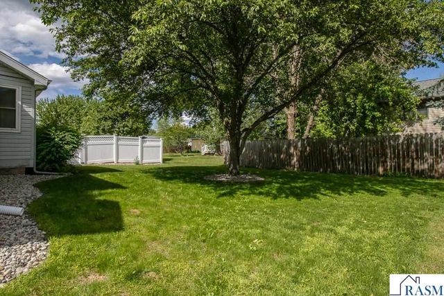 109 Creative Court, Mankato, MN 56001