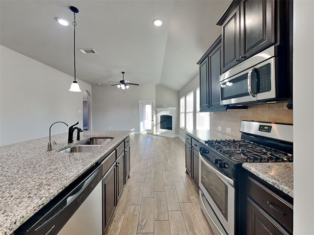 900 Mclynn Court, Fate, TX 75087