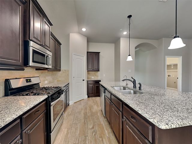 900 Mclynn Court, Fate, TX 75087