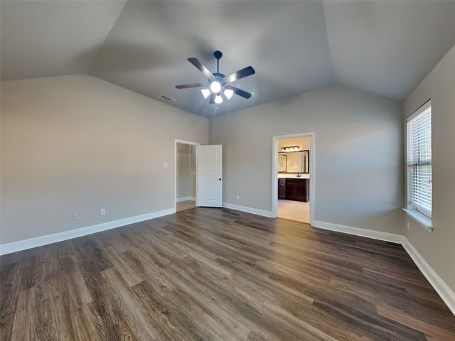 900 Mclynn Court, Fate, TX 75087