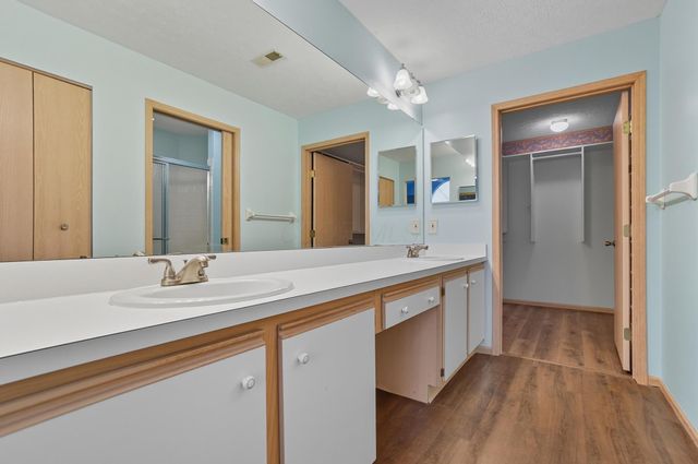 66 Abbeycross Lane, Westerville, OH 43082