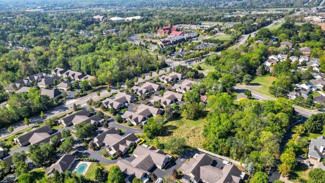 66 Abbeycross Lane, Westerville, OH 43082