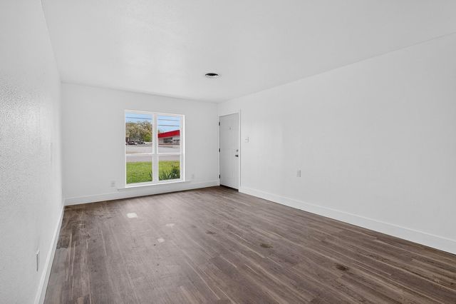 1001 Pioneer Road, Mesquite, TX 75149