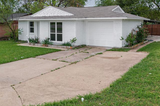 1001 Pioneer Road, Mesquite, TX 75149