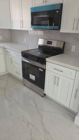 920 NE 50th Street, Pompano Beach, FL 33064