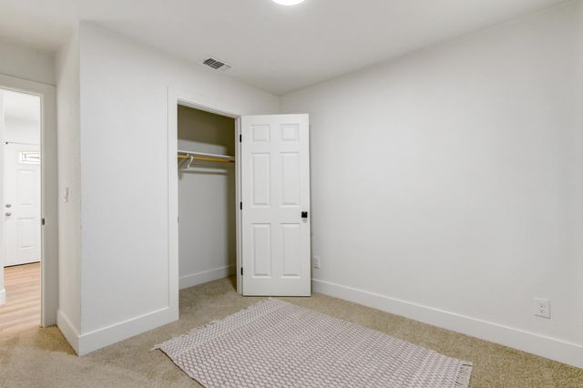 6691 21st St, Sacramento, CA 95822