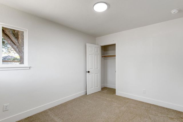6691 21st St, Sacramento, CA 95822