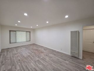 1224 N Fairfax Avenue 7, West Hollywood, CA 90046