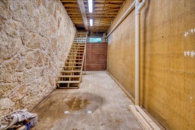 301 Blessing Ranch Rd., Liberty Hill, TX 78642