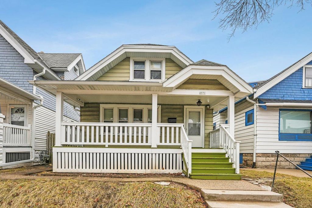 2571 N 51 STREET, Milwaukee, WI 53210