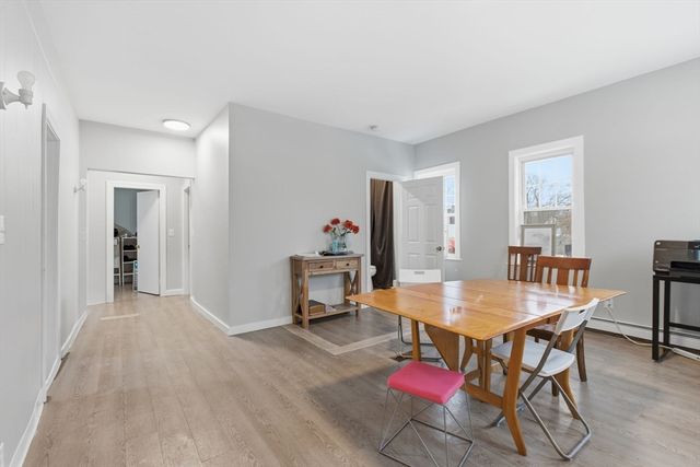 8 Laurel St, Whitman, MA 02382