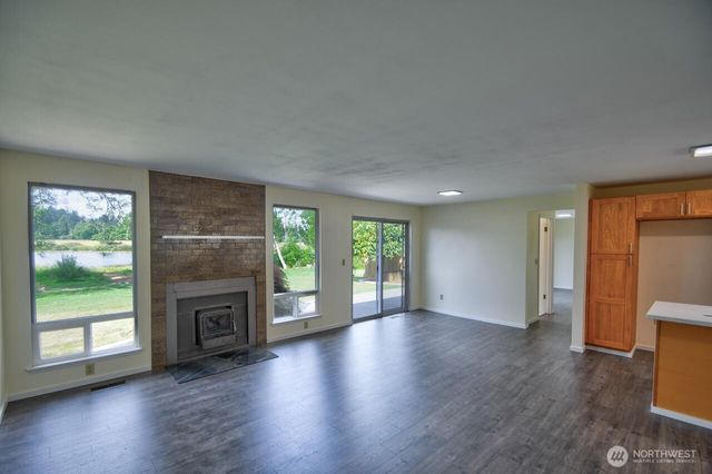 2413 Westlake Drive SE, Lacey, WA 98503
