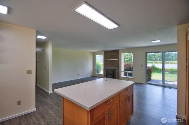 2413 Westlake Drive SE, Lacey, WA 98503