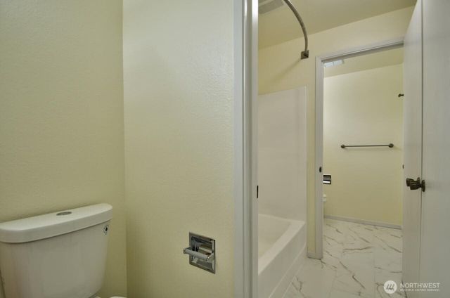 2413 Westlake Drive SE, Lacey, WA 98503
