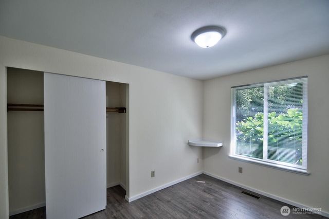2413 Westlake Drive SE, Lacey, WA 98503