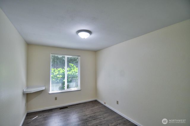 2413 Westlake Drive SE, Lacey, WA 98503