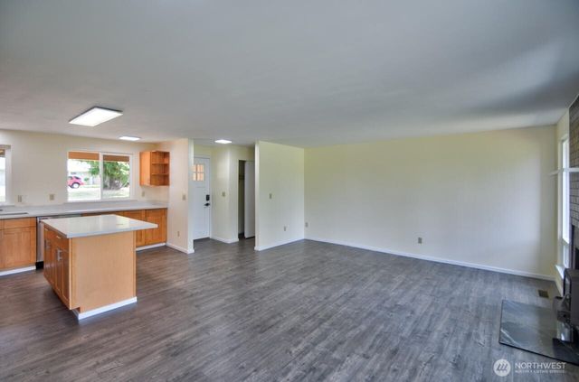 2413 Westlake Drive SE, Lacey, WA 98503