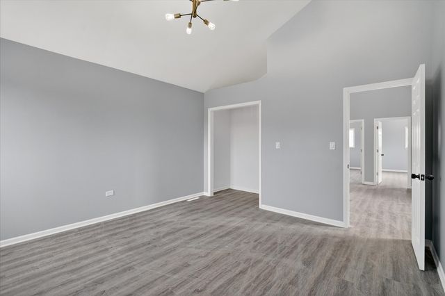 15355 7th Avenue, Phoenix, IL 60426