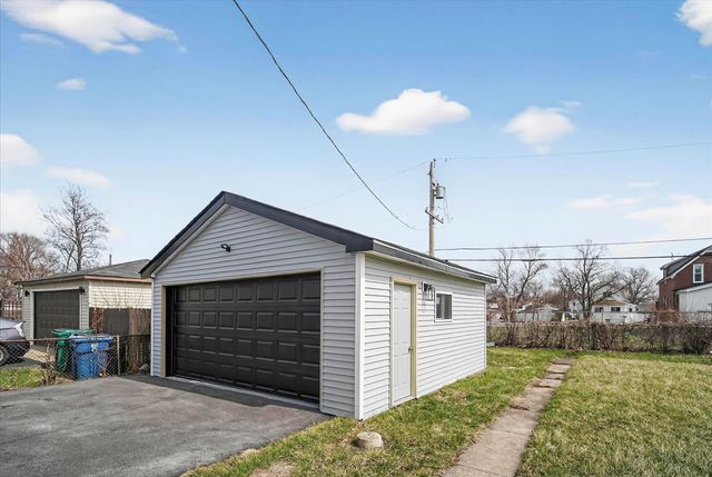 15355 7th Avenue, Phoenix, IL 60426