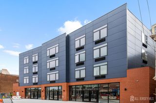 50 Easton Avenue 204, New Brunswick, NJ 08901