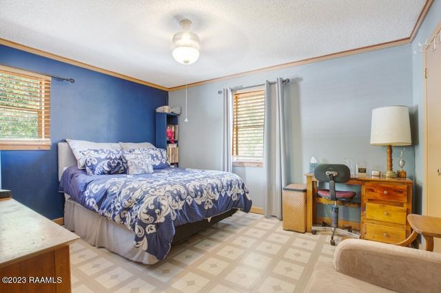 1010 Evangeline Street, Breaux Bridge, LA 70517