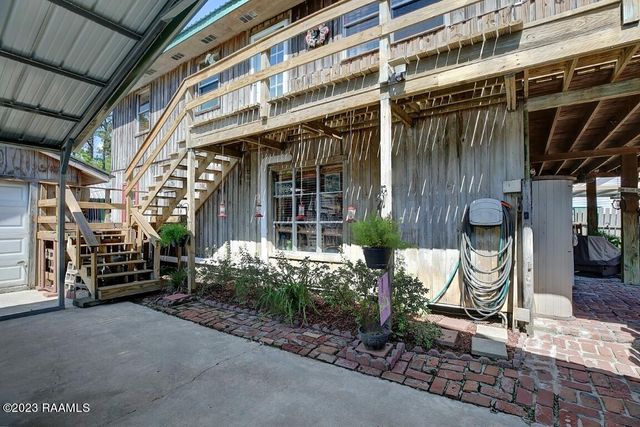 1010 Evangeline Street, Breaux Bridge, LA 70517