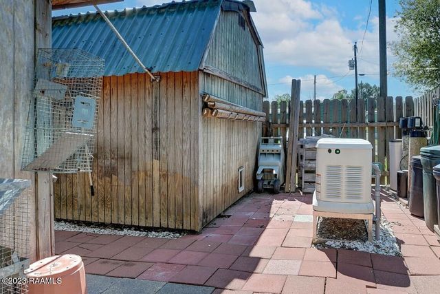 1010 Evangeline Street, Breaux Bridge, LA 70517