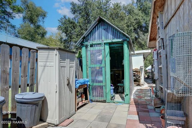 1010 Evangeline Street, Breaux Bridge, LA 70517