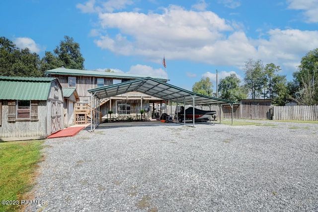 1010 Evangeline Street, Breaux Bridge, LA 70517
