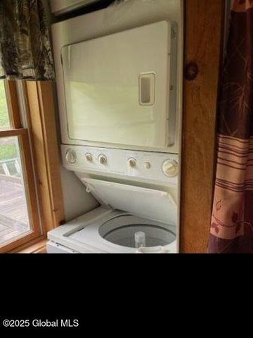 11 Beaureguard Way, Minerva, NY 12851