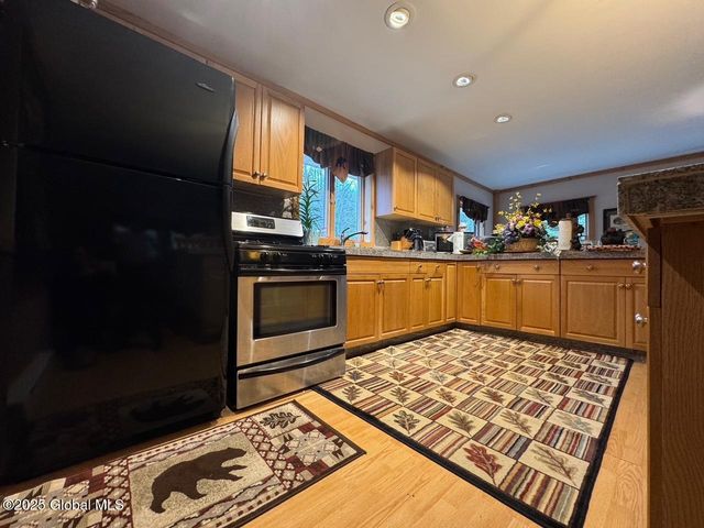 11 Beaureguard Way, Minerva, NY 12851