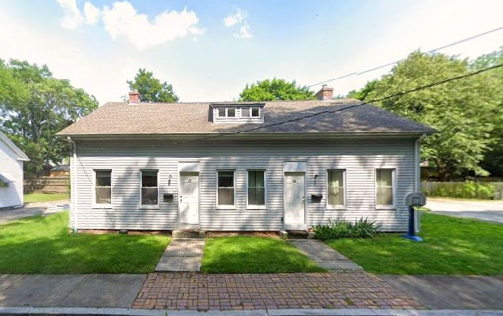 13 Pine Street, Cranston, RI 02910