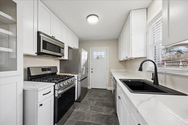 3890 LYTLE CIR, Memphis, TN 38122