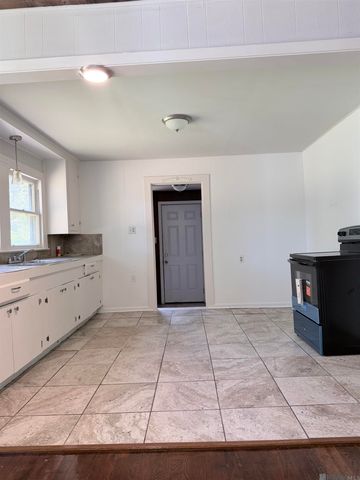 2136 N 16th St, Baton Rouge, LA 70802