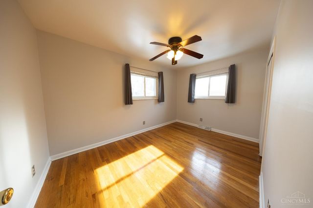 3041 Westknolls Lane, Cincinnati, OH 45211